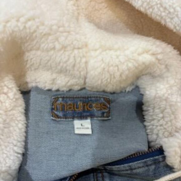 Jean Jacket Maurices, sherpa sleeves - Picture 4 of 4